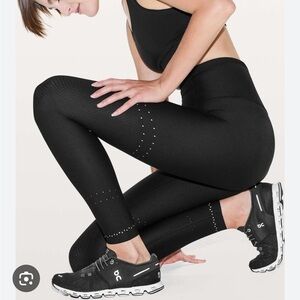 Lululemon Zoned In Tight Black 27”